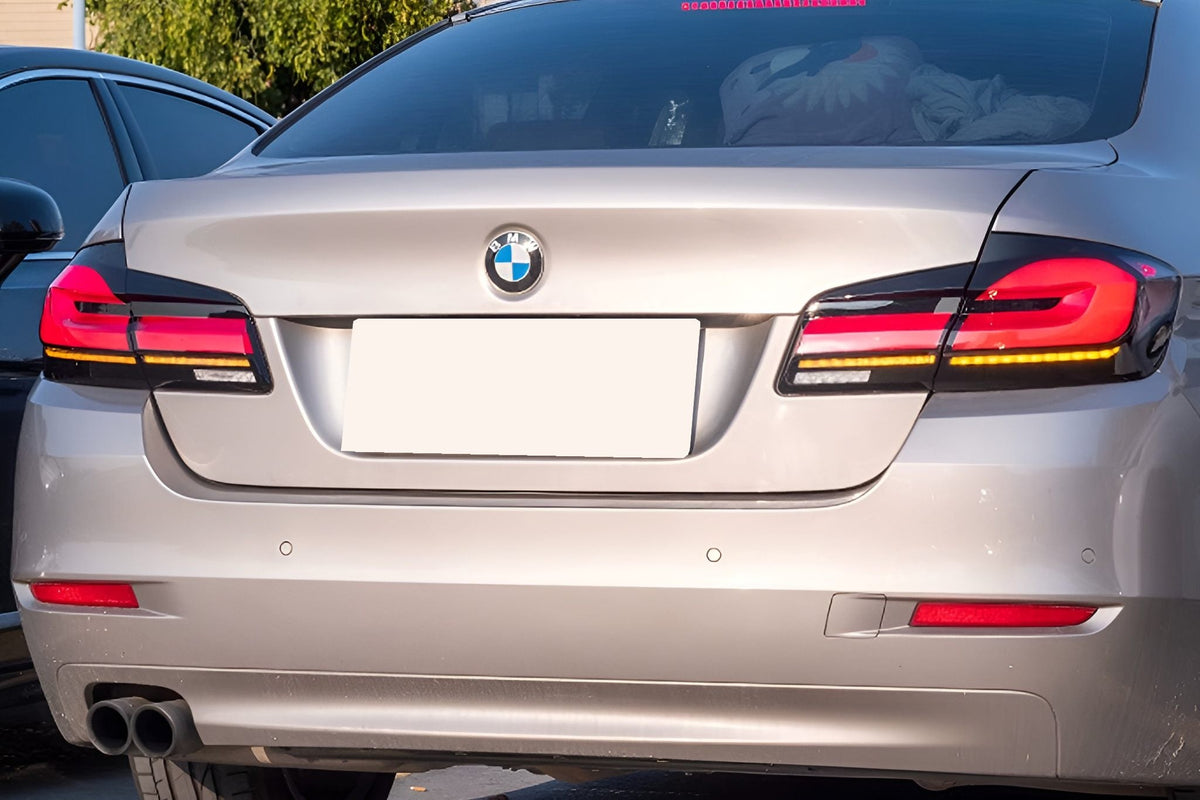 Feux Arrières OLED look LCI G30 pour BMW Série 5 F10 (2010 à 2017), vue 3