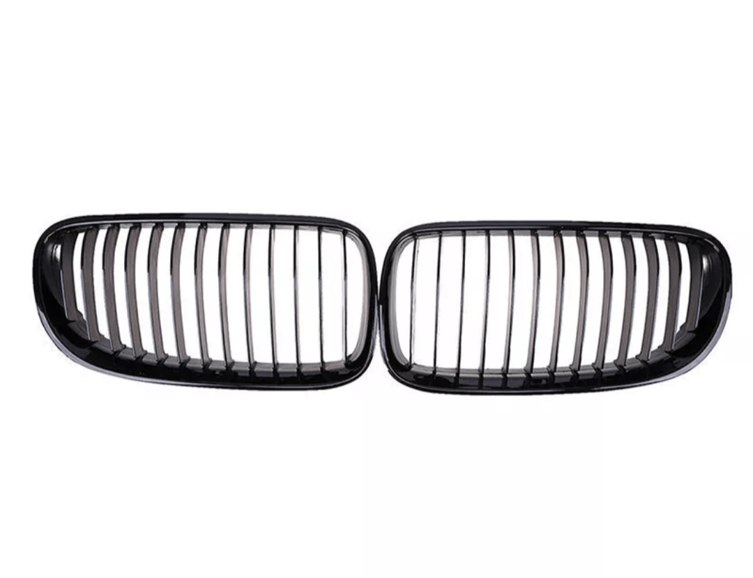 Grilles de calandre noir brillant pour BMW Série 3 E92 E93 look M Performance (2006 à 2014), simple lame, vue 4