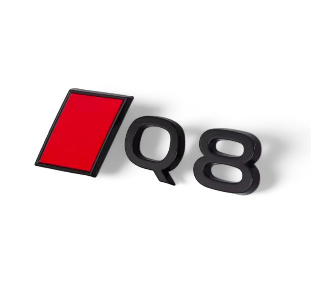 Logo de coffre Q8 noir pour Audi (Black Edition), vue 4