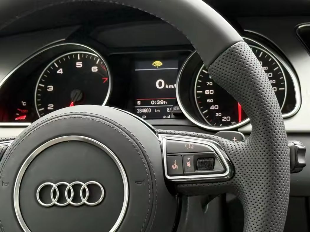 Volant à méplat Performance pour Audi A6, S6 C7 (2011 à 2018), vue 6