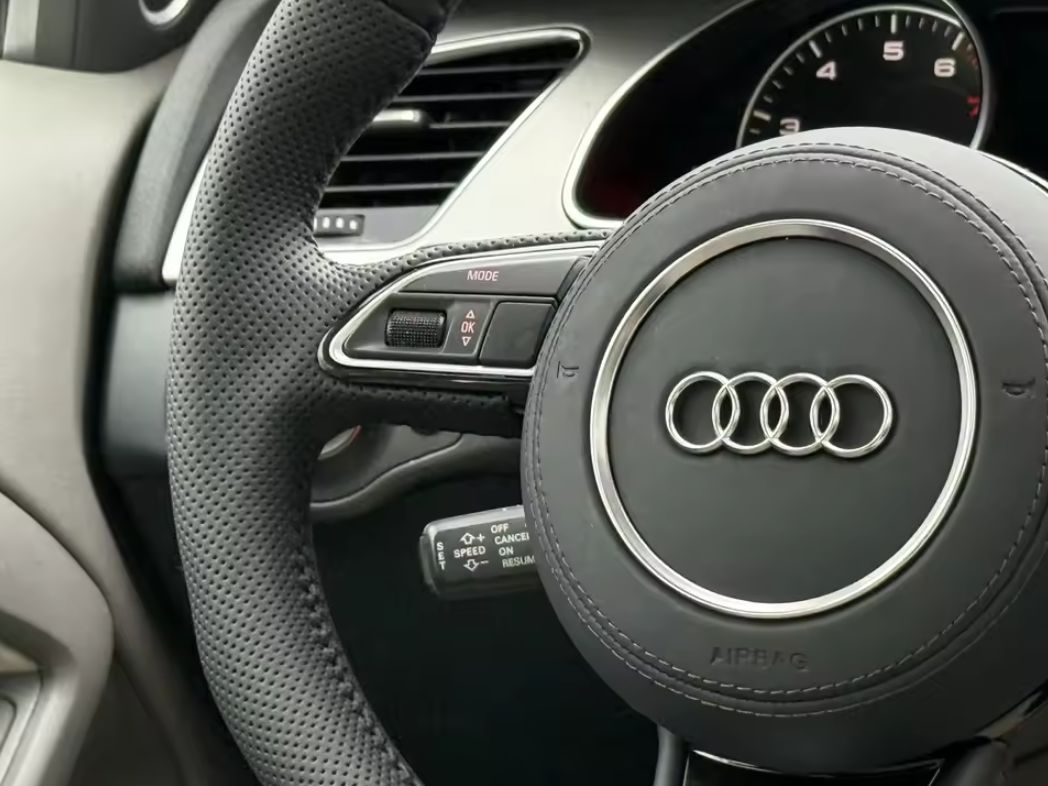 Volant à méplat Performance pour Audi A6, S6 C7 (2011 à 2018), vue 7