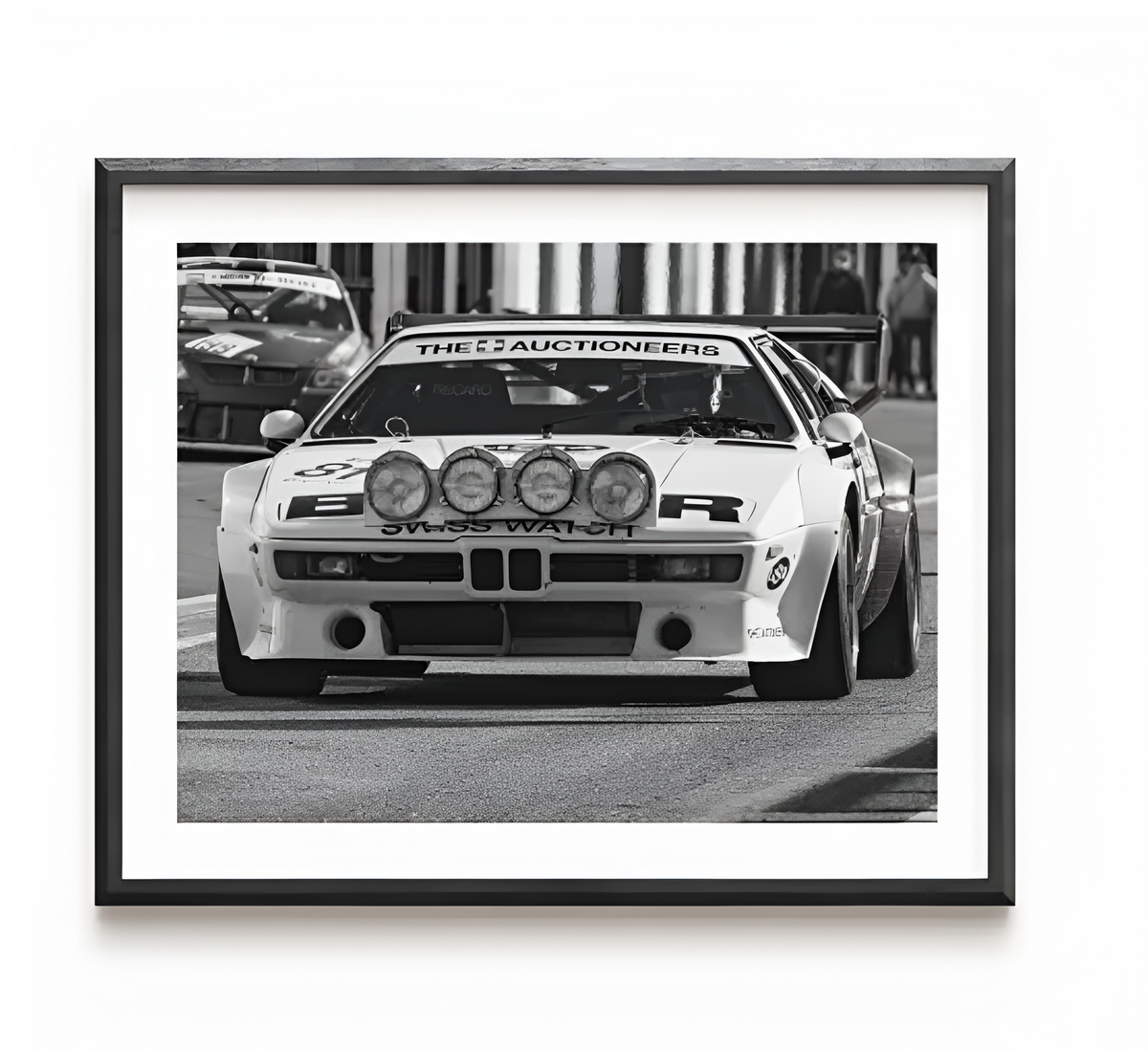 Affiche noir et blanc vintage de voiture ancienne BMW M1 Procar