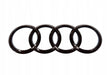 Anneaux de coffre Audi Black Edition noir brillant montés à l'arrière d'une Audi A4