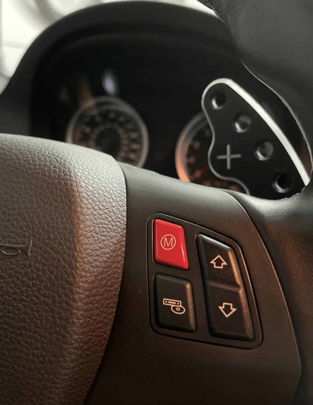 Bouton de Démarrage Start & Stop Performance Rouge pour BMW Série 3 E92 E93 (2007 à 2013), vue 4