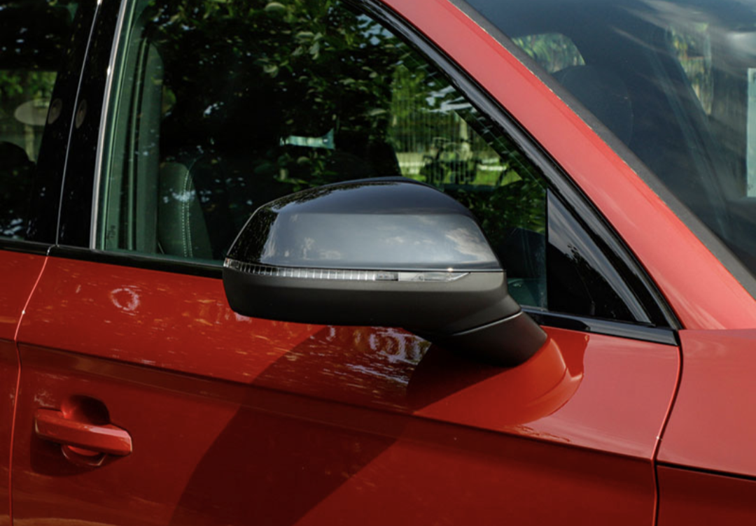 Coques de rétroviseurs noir brillant pour Audi Q7 II, SQ7 (2016 à 2024), vue 2