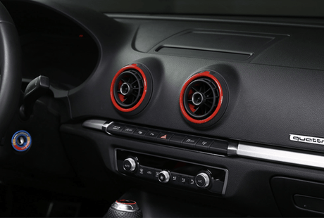Entourages de grilles de ventilation colorés pour Audi A3, S3 8V (2013 à 2020), phase 1 (2013 à 2016), vue 1