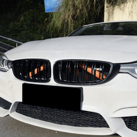 Garnitures V-Brace pour barres de renfort de calandre BMW, vue 11