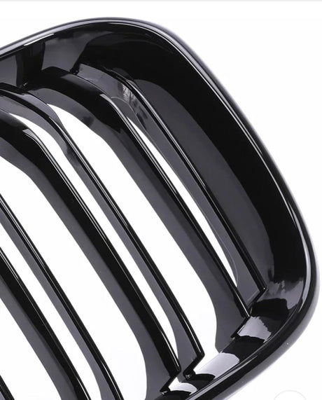 Grilles de calandre noir brillant pour BMW Série 1 F20 F21 look M Performance (2011 à 2019), vue 11