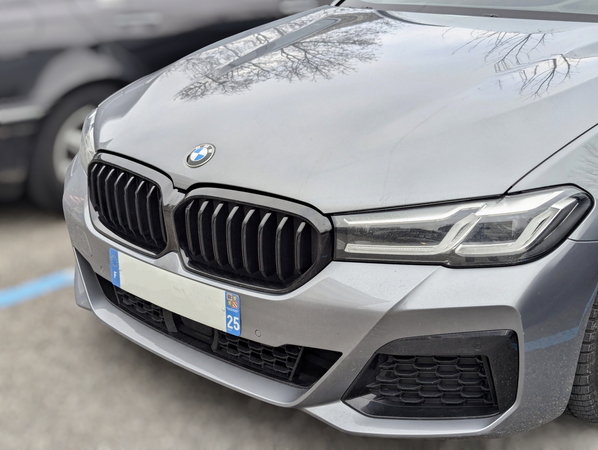 Grilles de calandre noir brillant type M3 Competition pour BMW Série 3 G20 (2018 à 2025), vue 2