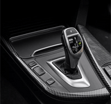 Insert carbone entourage de levier de vitesse pour BMW Série 2 F22 (2014 à 2021), vue 2