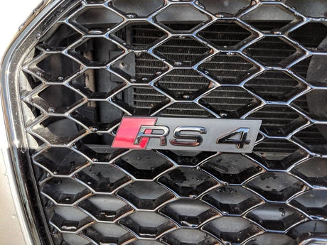 Logo de calandre RS4 noir pour Audi (Black Edition), vue 2