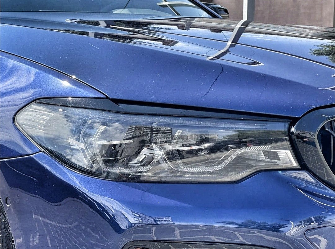 Paupières de Phares Avant noires pour BMW Série 5 G30 (2018 à 2023), finition noir brillant