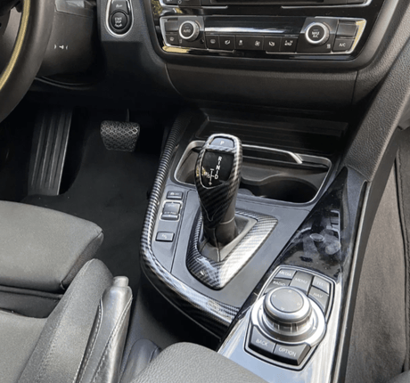 Pommeau sélecteur de levier de vitesse carbone pour BMW Série 5 F10 (2010 à 2018), vue 5