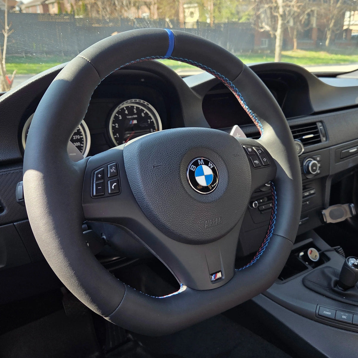 Volant Sport BMW Pack M pour BMW Série 3 et M3 E90, E92 (2005 à 2013), vue 2